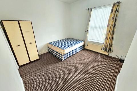 2 bedroom terraced house to rent, Melrose Street, Newton Heath, Manchester, M40