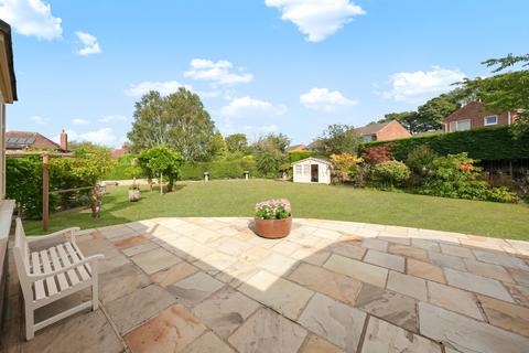 4 bedroom bungalow for sale, Grange Park Road, Ripon, North Yorkshire, HG4