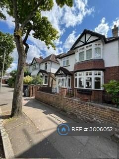 House in Bromley - View 3