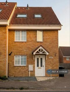 3 bedroom end of terrace house to rent, Leeds Close, Corby, NN18