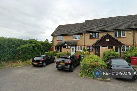 3 bedroom end of terrace house to rent, Greendale Mews, Slough, SL2