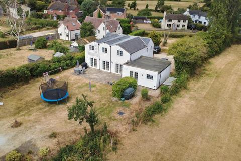 4 bedroom detached house for sale, Deerhurst, Gloucester