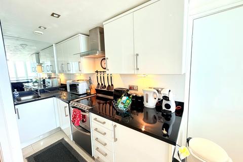 Studio to rent, Narrowcliff, Newquay, TR7