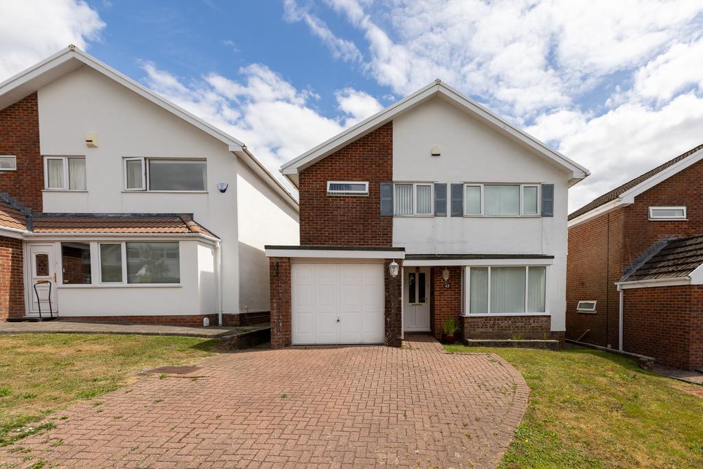 4 bedroom detached house for sale in Cardiff on OnTheMarket