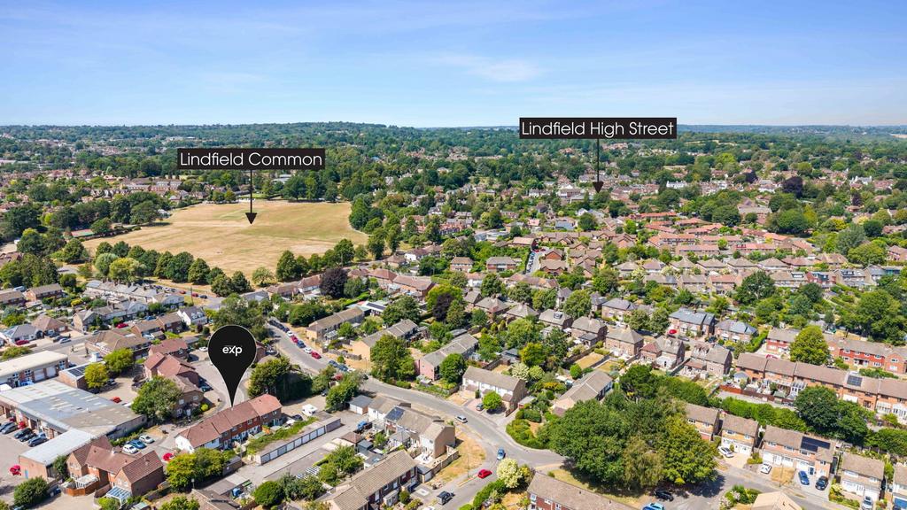 2 bedroom terraced house for sale in Lindfield on OnTheMarket
