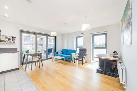 1 bedroom flat for sale, Surrey Quays Road, London SE16