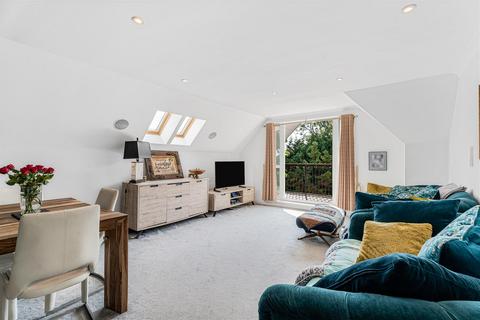 3 bedroom apartment for sale, York Road, Cheam, Sutton