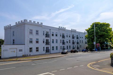 2 bedroom flat for sale, Castle Hill, Douglas, IM2