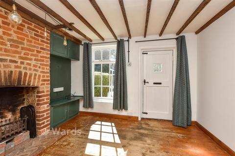 2 bedroom terraced house for sale, The Street, Newnham, Kent