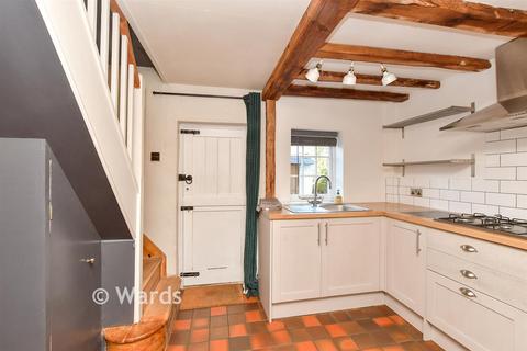 2 bedroom terraced house for sale, The Street, Newnham, Kent