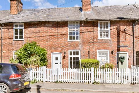 2 bedroom terraced house for sale, The Street, Newnham, Kent