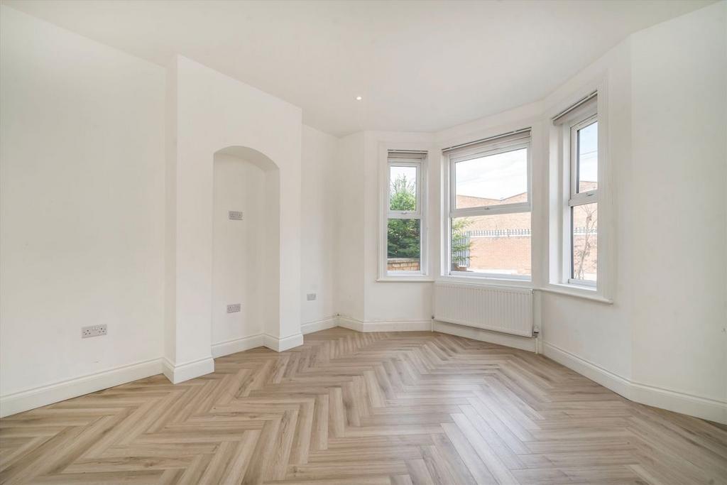 House in London, Hanwell - View 2