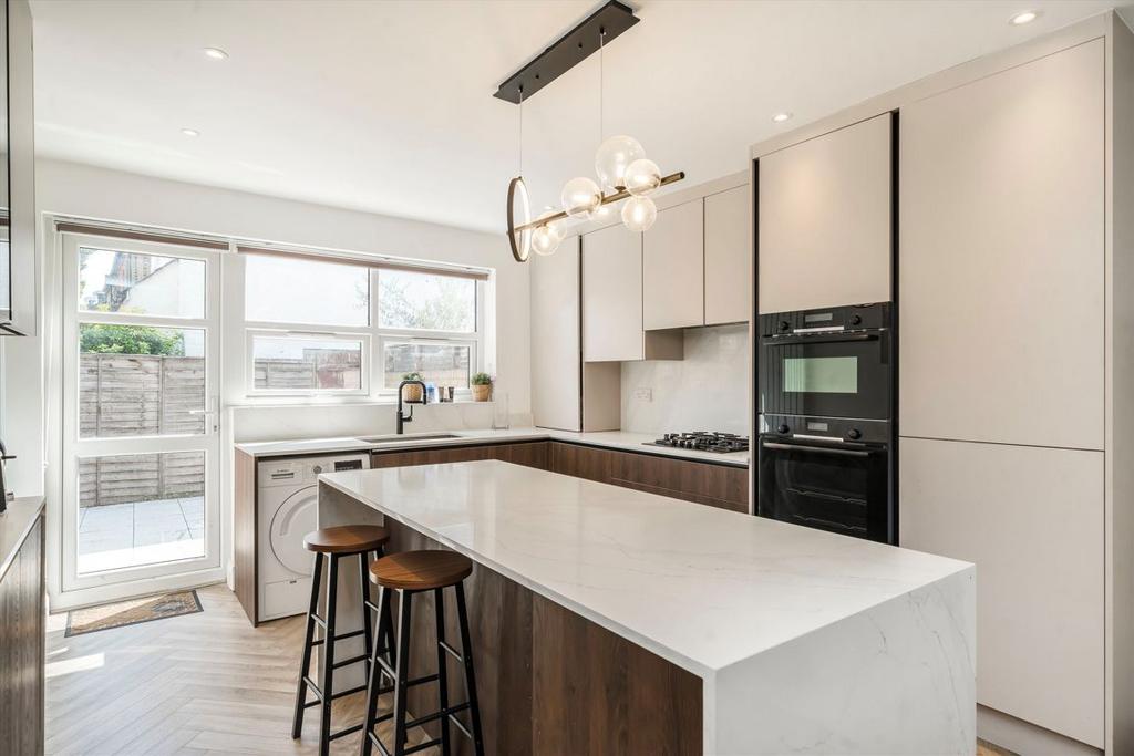 House in London, Hanwell - View 4