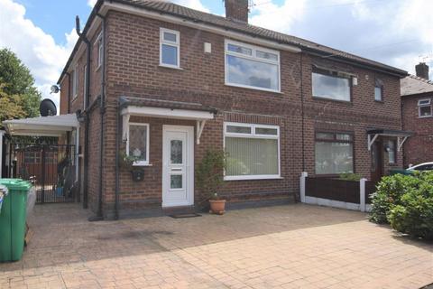 3 bedroom semi-detached house to rent, Laneside Road, Manchester