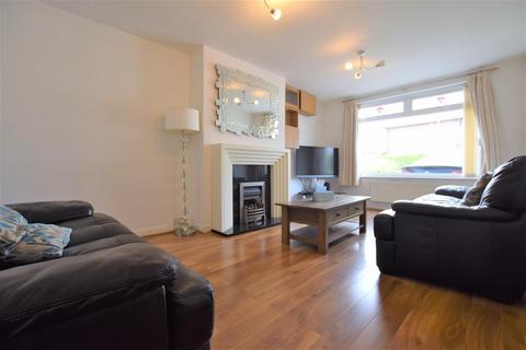 3 bedroom semi-detached house to rent, Laneside Road, Manchester