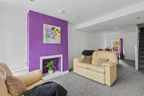 3 bedroom terraced house to rent, Nottingham Road, Ilkeston