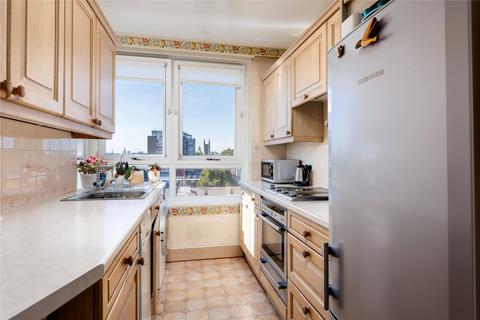 2 bedroom flat for sale, Chelsea Towers, Chelsea Manor Gardens, London, SW3