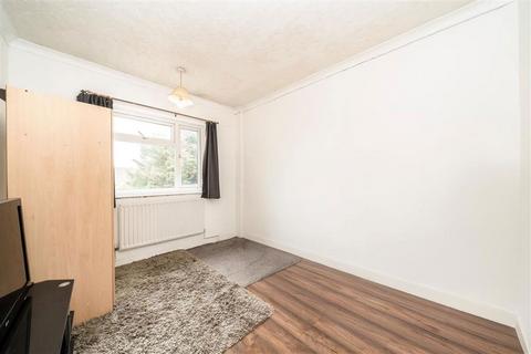 3 bedroom semi-detached house for sale, Alnwick Road, London SE12