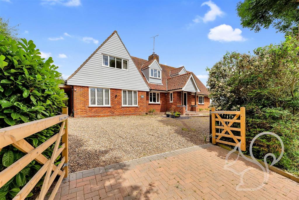 4 bedroom detached house for sale in East Mersea Colchester on OnTheMarket 4 bedroom detached house for sale in East Mersea Colchester on OnTheMarket