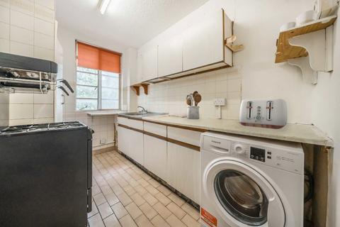 1 bedroom flat for sale, Waverley Grove, London N3