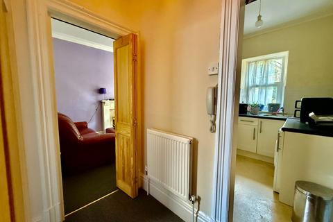 1 bedroom flat for sale, Flat 4 Shelbourne Court, Barmouth, LL42 1AF