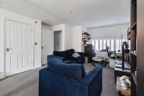 5 bedroom semi-detached house for sale, Yew Tree Lane, Dukinfield, Greater Manchester, SK16