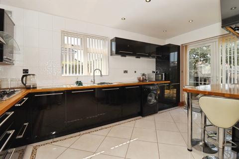 5 bedroom semi-detached house for sale, Vassall Road, Bristol