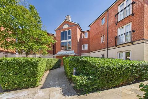 2 bedroom flat to rent, 4 Great Western Road, Gloucester