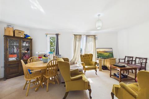 2 bedroom flat to rent, 4 Great Western Road, Gloucester
