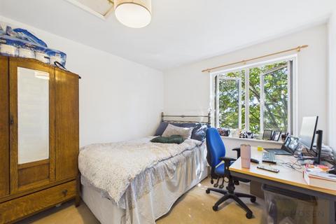 2 bedroom flat to rent, 4 Great Western Road, Gloucester