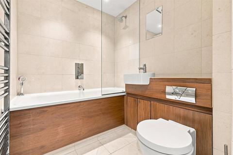 2 bedroom flat for sale, Lower Queens Road, Buckhurst Hill
