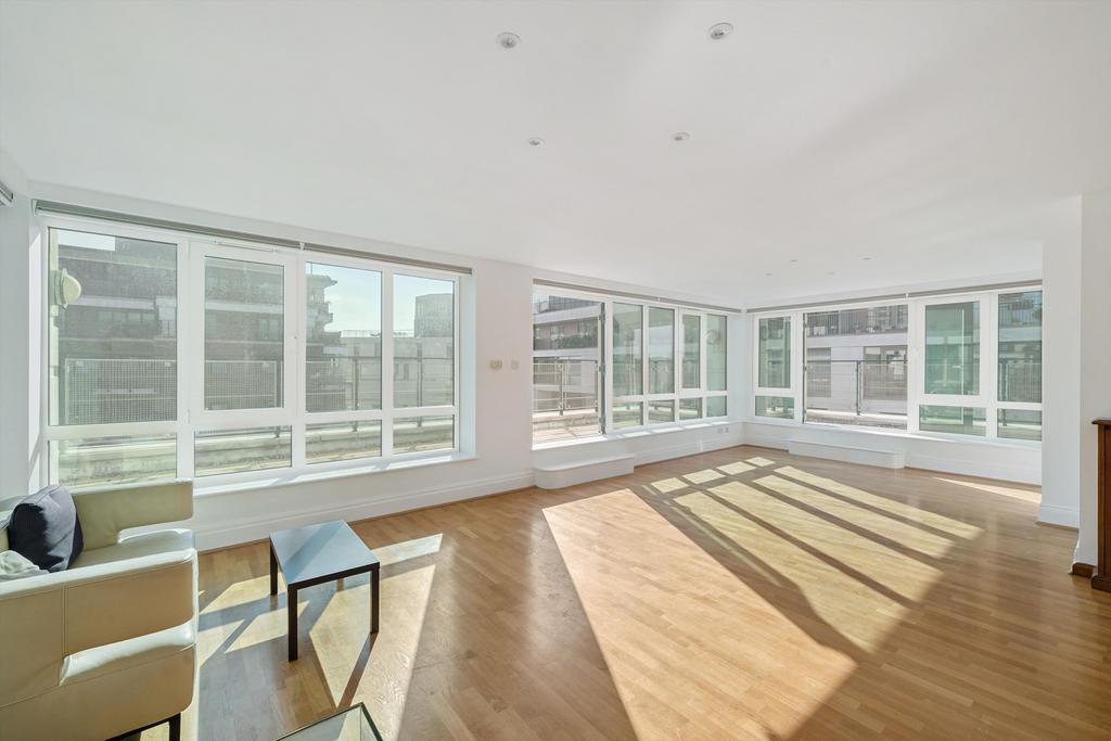 Apartment in London, Royal Borough of Kensington and Chelsea - More
