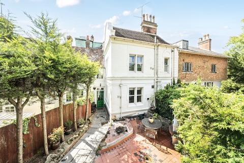 2 Morants Court, Morants Court Road, Dunton Green, Sevenoaks, Kent TN14 6HD