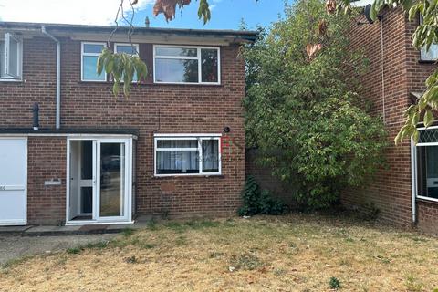 Cranford Drive, Hayes, UB3