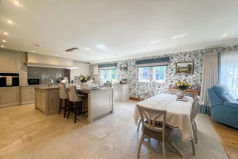 3 bedroom detached bungalow for sale, Cartmel Grove, Manchester M28
