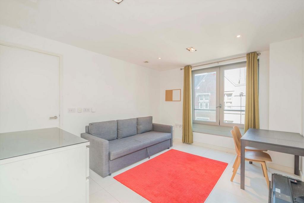 Apartment in London - View 3