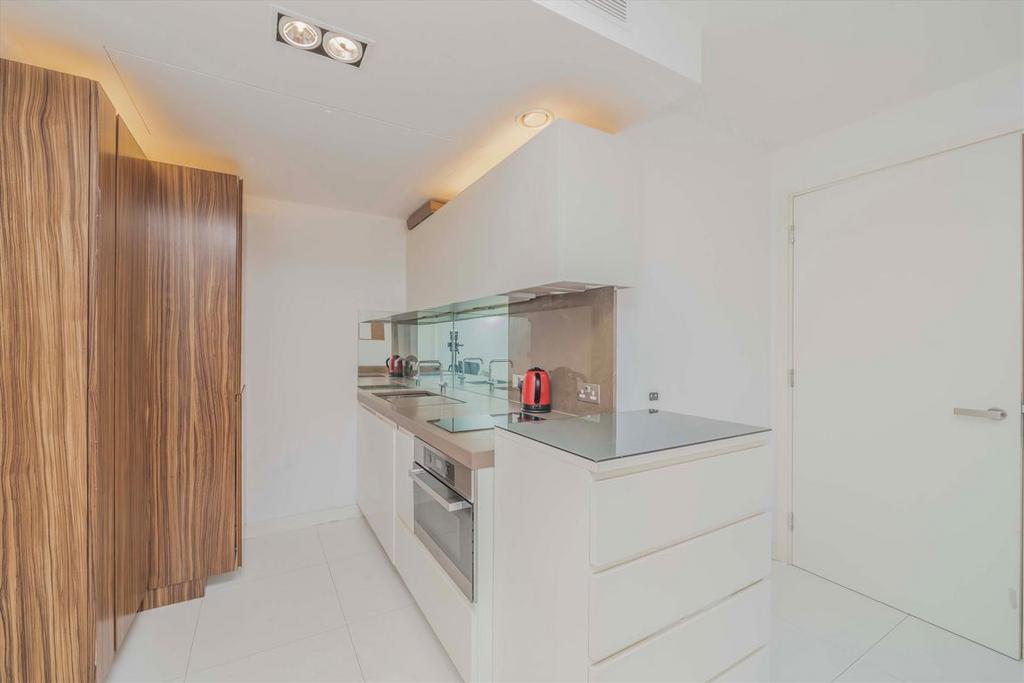Apartment in London - View 4