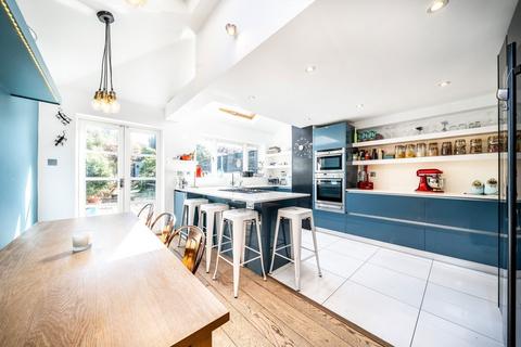 3 bedroom house for sale, Haliburton Road, St Margarets TW1