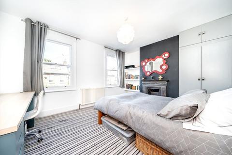 3 bedroom house for sale, Haliburton Road, St Margarets TW1