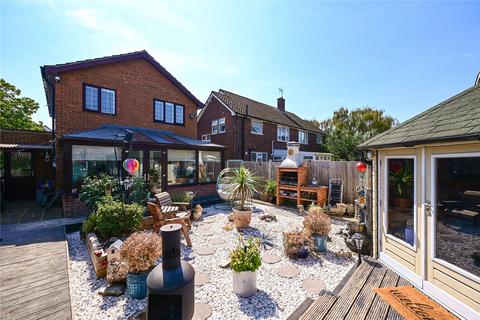 4 bedroom detached house for sale, Coolgardie Road, Surrey TW15