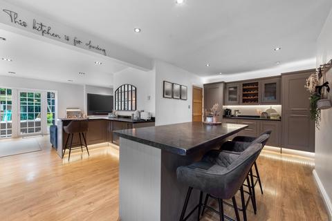6 bedroom detached house for sale, Heath House Drive, Wombourne, WV5