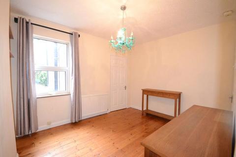 2 bedroom terraced house for sale, Queens Road, Caversham, Reading