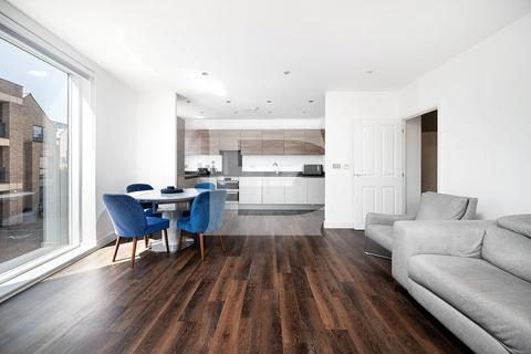 2 bedroom apartment for sale, Garrison Heights, Henry Darlot Drive, Mill Hill, London, NW7
