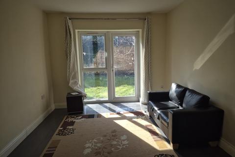 1 bedroom flat to rent, Bath Road, Hounslow TW5
