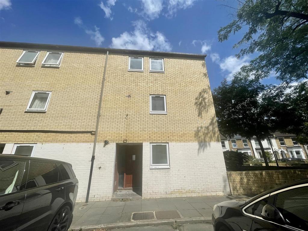 House in Peckham - View 2