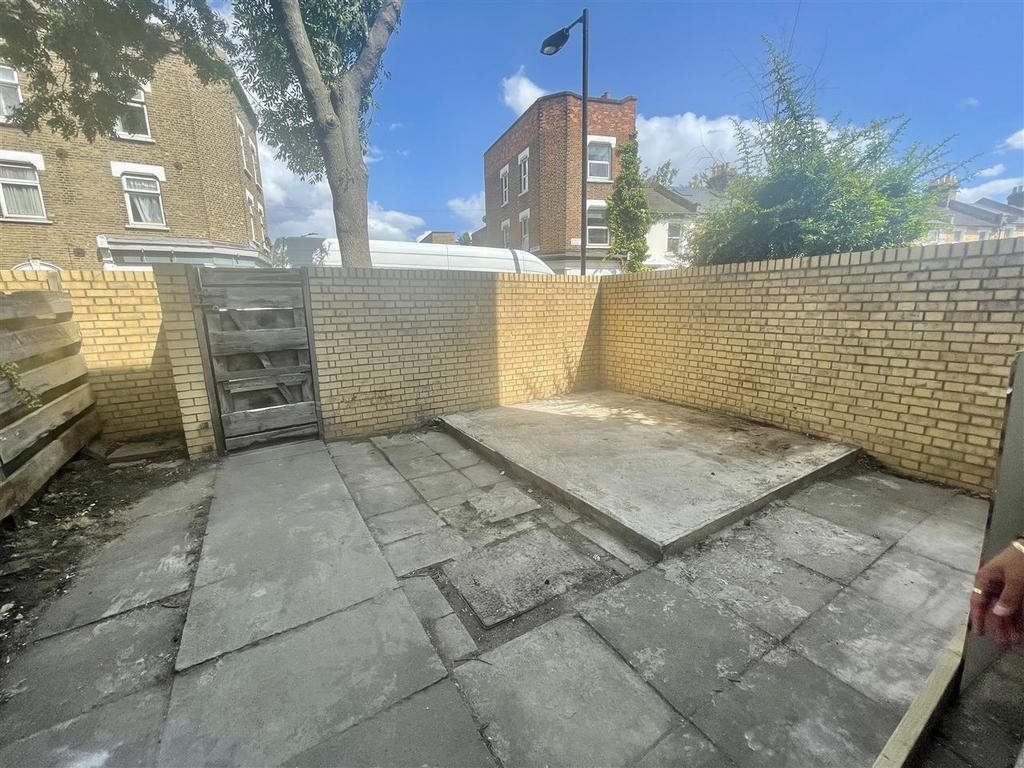 House in Peckham - View 3