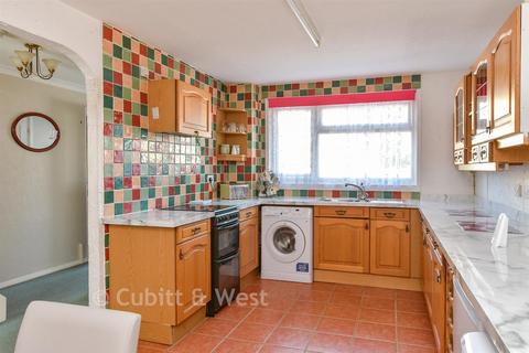 undefined, Joyce Close, Littlehampton BN17
