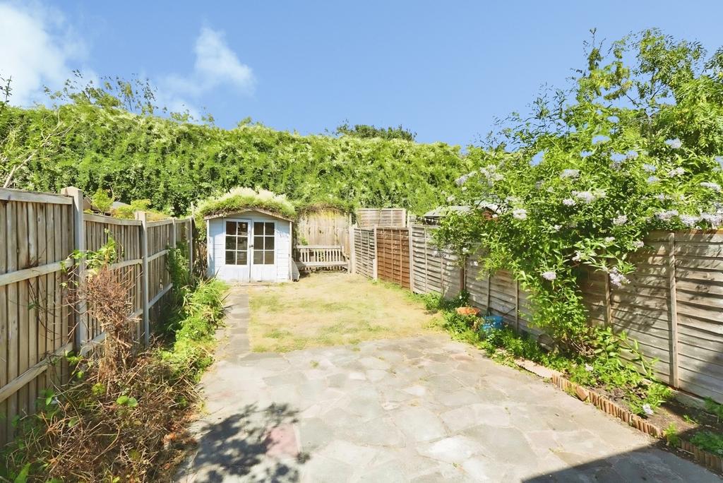 House in Bromley - View 5