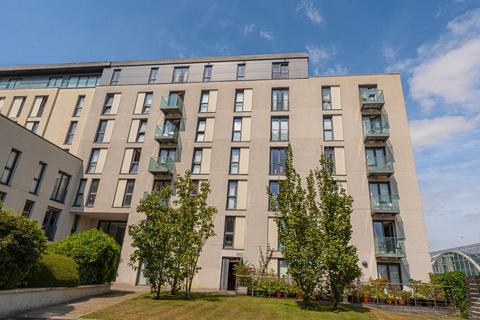 undefined, The Hayes, Cardiff, CF10