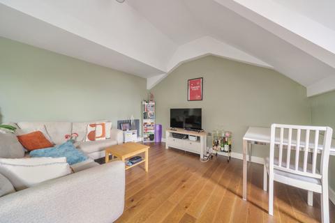 1 bedroom flat to rent, Auckland Road Crystal Palace SE19